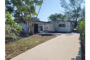 2220 NW 1st Street, Boynton Beach, FL 33435 Sold 07/15/25