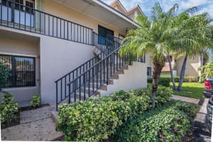 1002 Clubhouse Circle, Jupiter, FL 33477 - MLS#R11073758