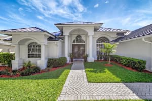 111 Cypress Trace, Royal Palm Beach, FL 33411 Sold 04/29/25
