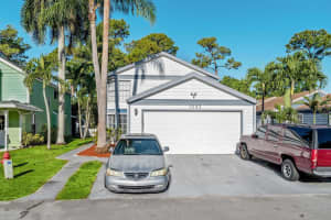1333 Strawberry Lane, West Palm Beach, FL 33415 Sold 05/19/25