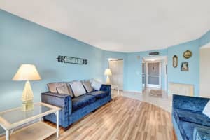 3590 Via Poinciana 613, Lake Worth, FL 33467 Sold 07/11/25