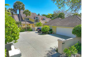 2624 Muirfield Court N, Wellington