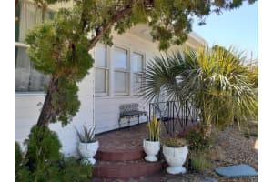 1022 N J Street, Lake Worth Beach, FL 33460 Sold 05/01/25