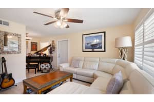 4142 NE Robin Court, Jensen Beach, FL 34957 - MLS#R11073910