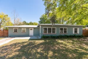 105 W Oak Hill Drive, Palatka