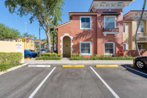 2806 Ave J, Fort Pierce, FL 34947 Sold 06/27/25