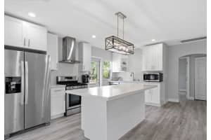 615 Sw 9 Street, Fort Lauderdale