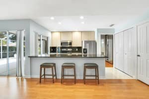 8002 Chapman Oak Court, Palm Beach Gardens, FL 33410 Sold 05/29/25