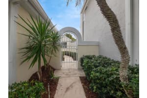 47 Windsor Lane, Palm Beach Gardens, FL 33418 Sold 05/02/25