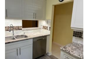 10107 Mangrove Drive 105, Boynton Beach, FL 33437 Sold 06/18/25