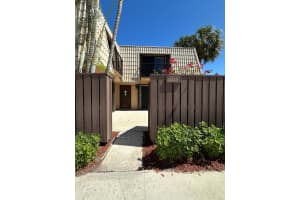 6816 68th Way, West Palm Beach, FL 33409 Sold 05/29/25