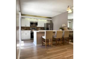 6816 68th Way, West Palm Beach, FL 33409 Sold 05/29/25