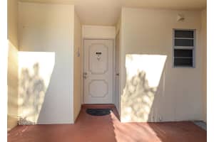 3810 Via Poinciana 104, Lake Worth, FL 33467 Sold 06/27/25