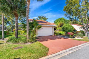 19 Glens Drive W, Boynton Beach, FL 33436 - MLS#R11074152