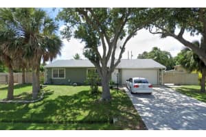 2061 Se Mandrake Circle, Port Saint Lucie