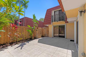 9940 NW 6th Place, Plantation, FL 33324 Sold 05/30/25