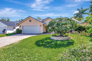 945 Greensward Lane, Delray Beach, FL 33445 Sold 08/20/25