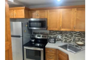 3630 Alder Drive H1, West Palm Beach, FL 33417 Sold 04/15/25