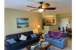 802 W Windward Way 203, Lantana