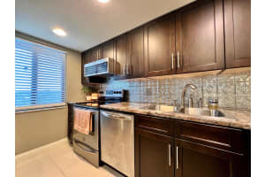 2828 Tennis Club Drive 503, West Palm Beach, FL 33417 Sold 06/11/25