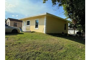 648 SE 2nd Street, Belle Glade, FL 33430 Sold 04/22/25