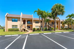 125 Lake Nancy 143 Drive 143, West Palm Beach, FL 33411 Sold 04/25/25