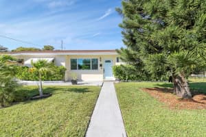 230 W 19th Street, Riviera Beach, FL 33404 Sold 05/01/25