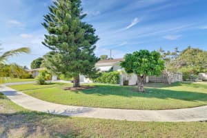 230 W 19th Street, Riviera Beach, FL 33404 Sold 05/01/25