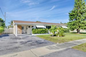 230 W 19th Street, Riviera Beach, FL 33404 Sold 05/01/25