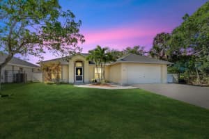 1301 Carlton Court, Fort Pierce