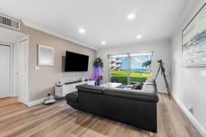 311 E Ocean Avenue 103, Lantana