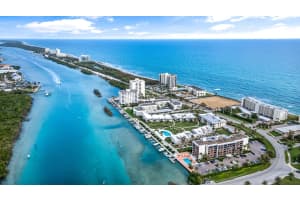 225 Beach Road 102, Tequesta