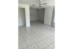 5882 E Bimini Circle E, West Palm Beach, FL 33407 - MLS#R11074567