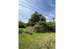 1486 SW Bartell Avenue, Port Saint Lucie, FL 34953 Sold 04/10/26
