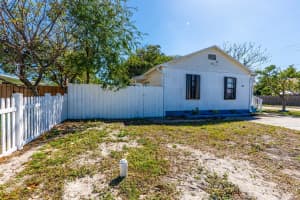 5000 Lake Avenue, West Palm Beach, FL 33405 Sold 05/02/25