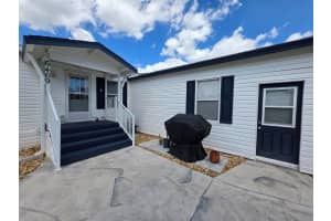 6469 Cypress Lane, Lantana