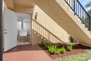 6013 10th Avenue N 105, Greenacres, FL 33463 Sold 08/15/25