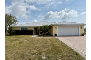 472 SW 86th Terrace, Okeechobee, FL 34974 Sold 09/04/25