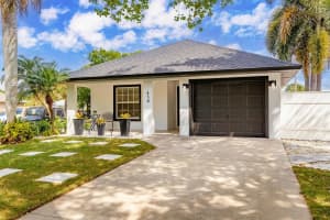 430 16th Street SW, Vero Beach, FL 32962 Sold 05/30/25