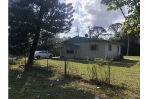 2003 N 44th Street, Fort Pierce, FL 34947 Sold 05/09/25