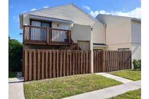 633 Executive Center Drive L 201, West Palm Beach, FL 33401 Sold 05/05/25