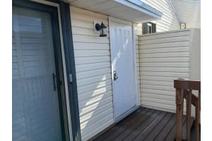 633 Executive Center Drive L 201, West Palm Beach, FL 33401 Sold 05/05/25