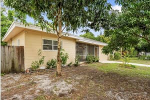 2911 Sylvan Terrace, Fort Pierce, FL 34982 Sold 04/30/25