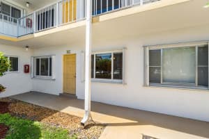 3240 Lake Osborne Drive 105, Lake Worth Beach, FL 33461 Sold 06/11/25