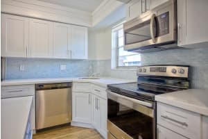 18081 Se Country Club Drive 141, Jupiter