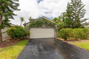 2565 Bedford Mews Drive, Wellington