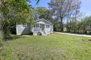 2106 W Bobe Street, Pensacola, FL 32505 Sold 07/18/25