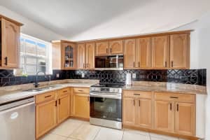 54 Buxton Lane, Boynton Beach, FL 33426 Sold 05/05/25