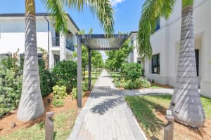 4353 NW 80 Court, Doral, FL 33166 Sold 08/29/25