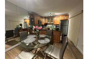 303 3rd Lane, Palm Beach Gardens, FL 33418 - MLS#R11075076